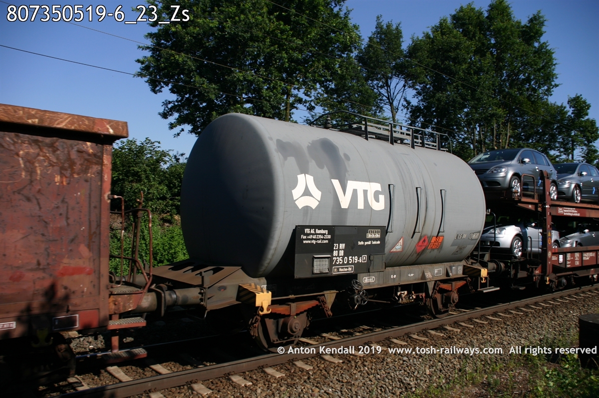 807350519-6_23_Zs.jpg